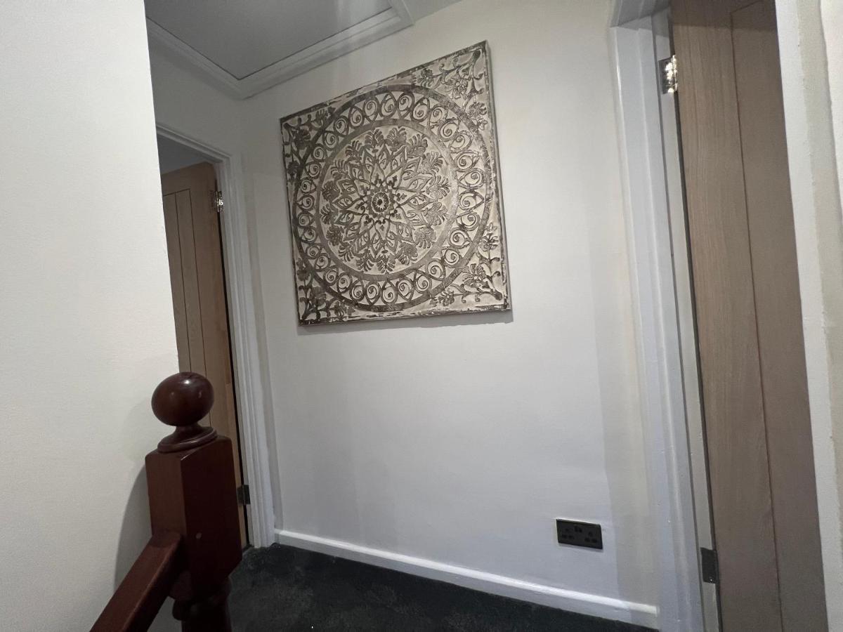 House Sleeps 8. 2Bedrooms & Sofa Beds In Sitting Room Bath Exterior foto